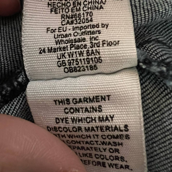 We The Free Gummy Pull-on Flare Leg Jeans In Denim Blue size 28 - Picture 6 of 8